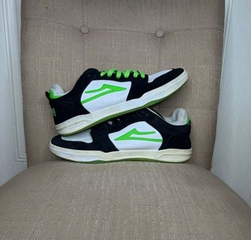 Lakai x Yeah Right! Telford Low Skate Shoes - Black/White Suede